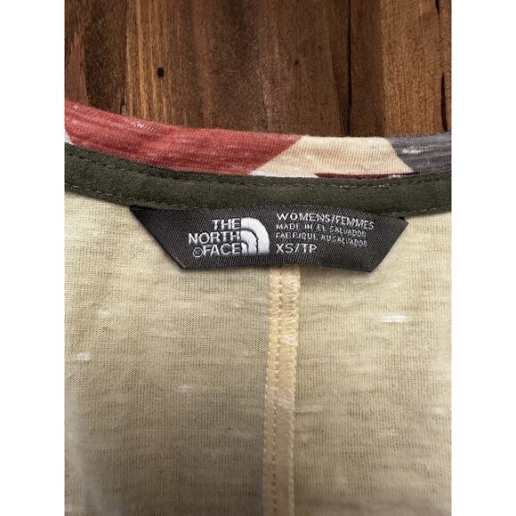 The North Face Women’s Razorback Tank Size XSmall Tribal Geometric - Picture 3 of 5